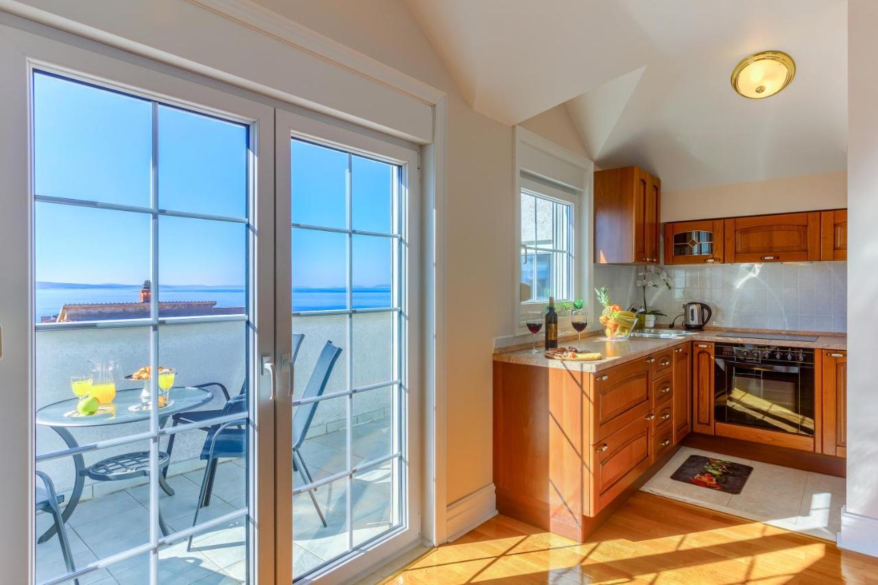 Omis Dream House Blue Sky Apartment Ngoại thất bức ảnh