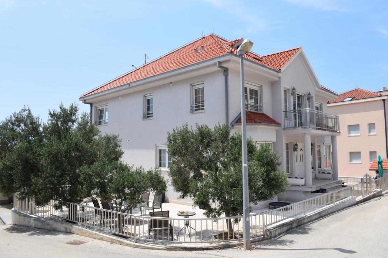 Omis Dream House Blue Sky Apartment Ngoại thất bức ảnh